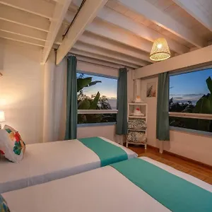 Arevareva Pole House Papeete Chalet